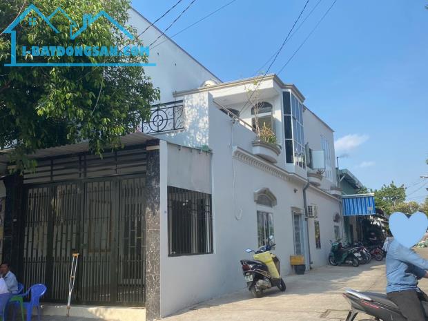 Bán nhà MT Ấp Chiến Lược, gần Tân Kỳ Tân Quý, Bình Tân, 80m2 - 4x20 - 2 tầng, chỉ hơn 4 tỷ - 4