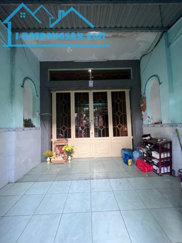 Hàng hiếm tại Chiến Lược, 3,8 tỷ, 60m2, 2PN, 1WC, Bình Tân, HCM - 1