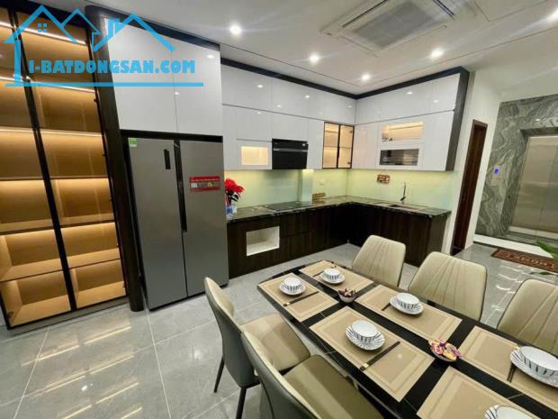 siêu phẩm Ngọc Hà- Ba Đình 35m2 7 tầng thang máy full nội thất giá chỉ 8 tỷ đồng