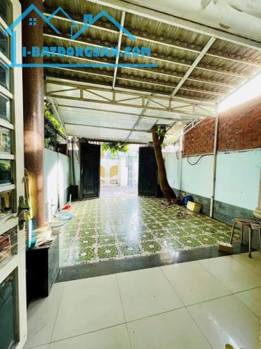 bán nhà phường 4 gần biển vũng tàu hẻm ôtô DT: 124m² giá 7 tỷ 350