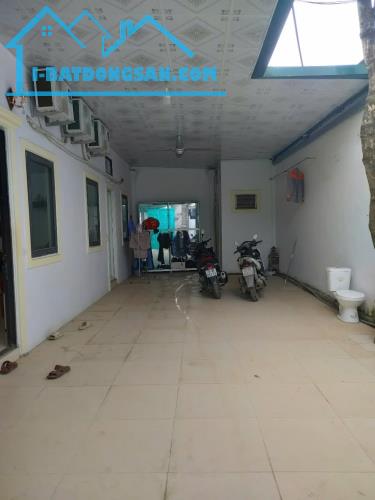 Cho thuê văn phòng hoặc kho kết hợp ở tại 190 Tân Mai, dt 210m2 nhà mới đẹp, giá 28tr - 3