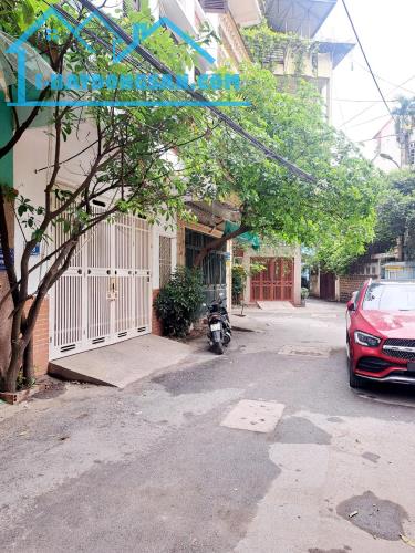 Bán nhà 5 tầng Hoàng Văn Thái đầy đủ công năng - 3