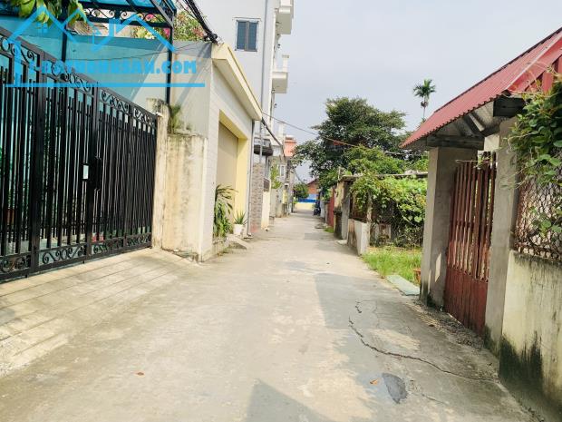 Bán lô đất  60m ngay chợ Minh Kha vào tí ti giá chỉ 1,xx tỷ  Lh 0979087664