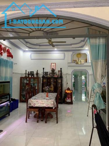 BÁN NHÀ MẶT TIỀN ĐƯỜNG NHỰA XE TẢI THÔNG - 2