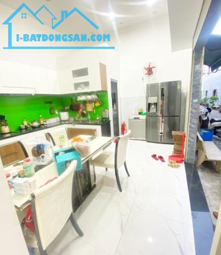 Nhà Đẹp Mặt Tiền Nguyễn Bá Tòng, 3 tầng, Tân Bình, 4x14m, 60m2, nhỉnh 10 tỷ TL - 1