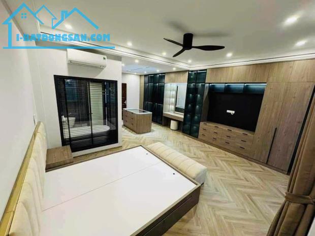 Bán nhà mới Ngọc Thuỵ, DT 40m,MT khủng 9M, 6T thang máy,gara ô tô 7 chỗ,nhỉnh 9 tỷ - 2