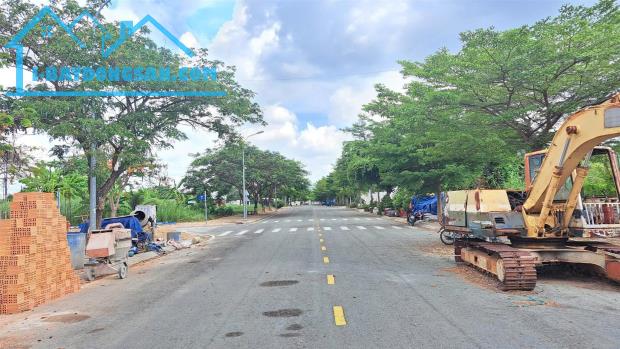 Lô góc KDC Bộ Công An, Phạm Hữu Lầu, 81 triệu/m, cạnh sông - 2