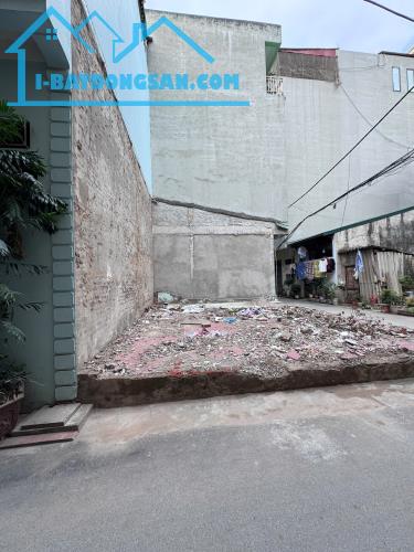 Bán gấp lô đất siêu đẹp 50m2-Mặt Tiền 5m Ngô Quyền Hà Đông - giá 8.x tỷ . - 1