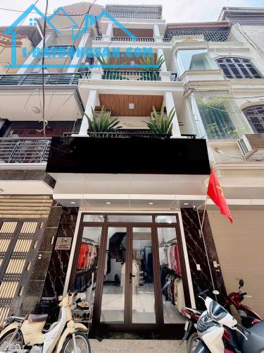 Bán Nhà Hoàng Văn Thái Thanh Xuân, Kinh Doanh ô tô Tránh, Gara ô tô. DT 60m2. Giá 15.5 Tỷ