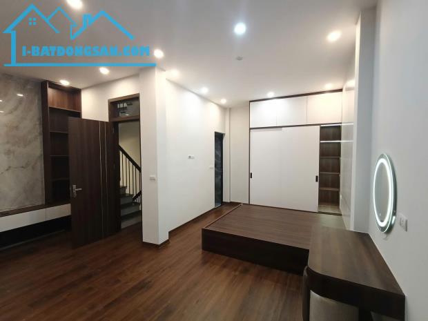 Hạ 1 tỷ nhà 50m ra phố Lạc Long Quân Cầu Giấy ngõ to thông 5T 48m2 MT 5.2m đủ nội thất - 5