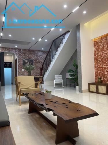 Nhà 2 Tầng Siêu Đẹp Đường Thu Bồn.( Thanh hải nối dài) chỉ cách đường chính 30m . - 3