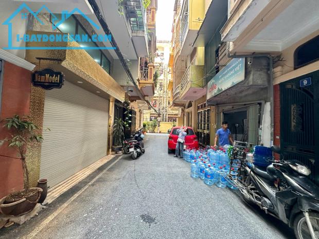 (Tin thật 100%) Bán nhà 40m2 x 6T tại Nguyễn Chí Thanh - Phân lô ô tô tránh - Nhà để ở - 2