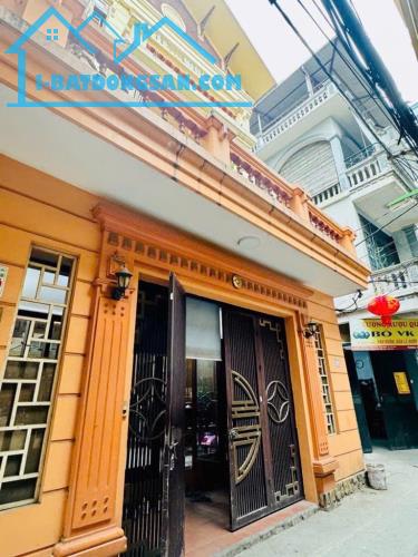 NHÀ ĐẸP LÔ GÓC- KINH DOANH - MẶT TIỀN RỘNG - Ô TÔ ĐỖ CỬA - NGÕ THÔNG THOÁNG RỘNG - SINH