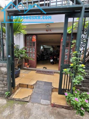 🏠 Nhà 5 Tầng Gần Quận 1, Phú Nhuận – 50m2 – nhỉnh 7 Tỷ –  tặng Nội Thất