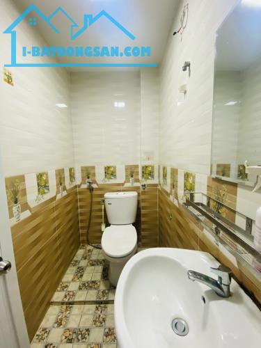 Bán nhà mặt tiền giá rẻ Q8 dưới 4 tỷ ngay chợ Trần Văn Thành p8, 4m×7m - 5