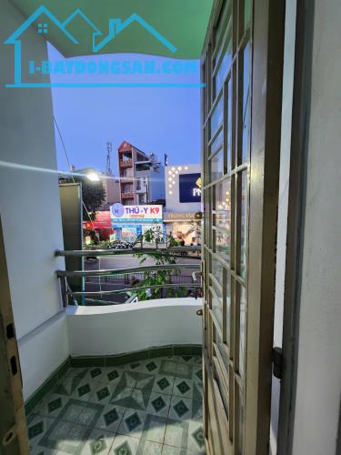 Bán nhà mặt tiền kinh doanh Phạm Hùng P5 Q8, giao với Tạ Quang Bửu. 37m2 3 tầng 3PN 3WC - 1