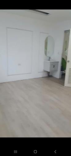 Bán liền kề làng việt kiều Châu Âu, 84,2m2. 5 tầng, sổ đỏ. giá 23,5 tỷ. - 1