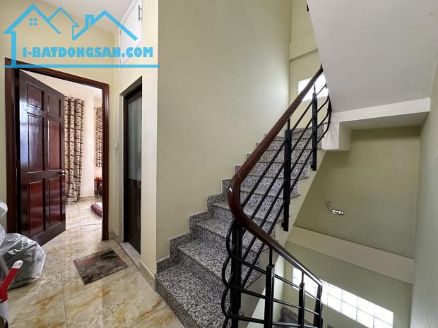 CƠ HỘI SỞ HỮU CĂN NHÀ GIỮA LÒNG QUẬN 11 – GIÁ THÍCH HỢP CHO NHÀ ĐẸP GIỮA KHU PHỐ ẨM THỰC