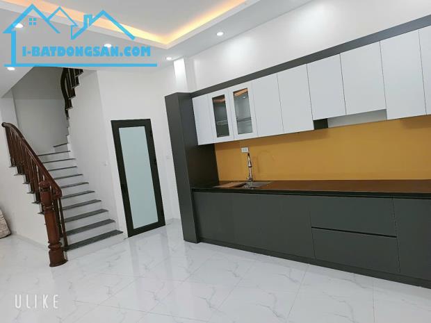 Bán nhà CHDV tại Quang Tiến Đại Mỗ 75m2 5 tầng 8 phòng khép kín 2 thoáng vĩnh viễn.
