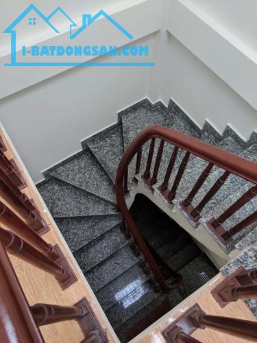 Bán nhà CHDV tại Quang Tiến Đại Mỗ 75m2 5 tầng 8 phòng khép kín 2 thoáng vĩnh viễn. - 1