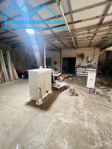 ĐẤT LÔ GÓC 2 MẶT TIỀN – NGUYỄN VĂN TẠO NHÀ BÈ – TẶNG NHÀ KHO GIÁ NHỈNH 8 TỶ - 1