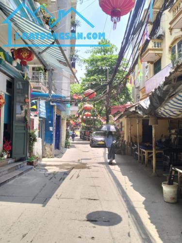 Bán nhà Đội Cấn, Ba Đình. DT: 150m2 x mặt tiền 7m, Ô tô lùi tận cửa. Giá 26,5 tỷ - 1