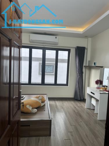 Nhà Đền Lừ phân lô ô tô vòng quanh, kinh doanh 46m2 - 5 tầng 14 tỷ - 2