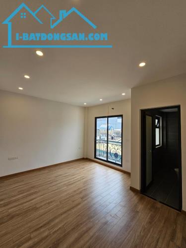 CHỈ NHỈNH 7 TỶ - NHÀ 6 TẦNG THANG MÁY, 43m2 – MỚI TOANH, 3 BƯỚC Ô TÔ TRÁNH, P. GIANG BIÊN - 3