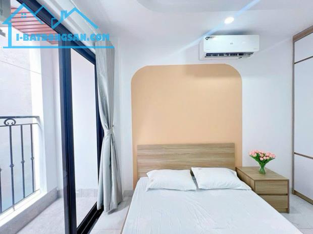 Bán gấp CC mini 10PN, full nội thất,thang máy, DT 65m2 tại Hoàng Văn Thái, giá nhỉnh 13 tỷ - 2
