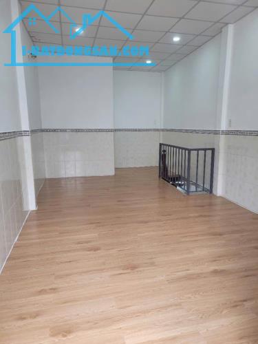 SÁT MẶT TIỀN TRUNG TÂM Q4 
NGANG 3.5 NỞ 3.8 DÀI 9 
HƠN 2 TỶ - 3