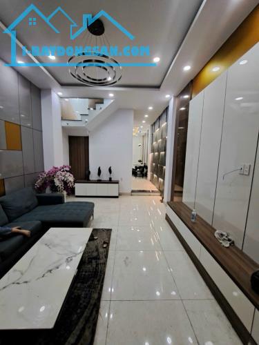 💝NHÀ 5 TẦNG Ô TÔ ngủ trong nhà,hẻm 8m khu phân lô đường THẠNH LỘC 44, phường THẠNH LỘC Q1 - 3