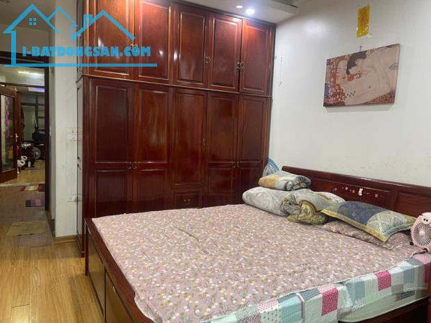 Bán nhà đẹp Ngọc Thuỵ- 52m - 5 tầng- Oto- không quy hoạch- ô chờ thang máy- 9 tỷ (Thương
