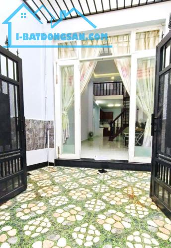 Gấp -1/ Nguyễn Đình Chiểu - F9 Phú Nhuận - 46m2 - xe hơi đỗ cửa - sát mặt tiền - 6.25 tỷ