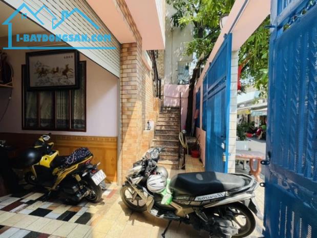 BÁN NHÀ NGANG 8M ĐƯỜNG NGUYỄN QUÝ ANH PHƯỜNG TÂN SƠN NHÌ. DT 91M . GIÁ 12.5 TỶ - 2