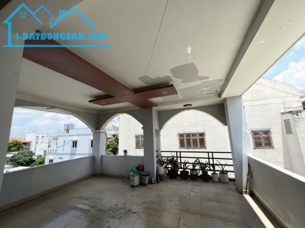 Biệt Thự Lô Góc – Trung Tâm Quận 2 - Ốp Gỗ Sang Xịn - 170m2 - 17 Tỷ Giá Tốt - 1