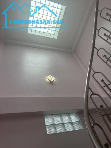 Bán nhà Khương Đình ngõ thông dân xây  nhà đẹp full nội thất xịn mặt tiền rộng 52m giá 9.3 - 2