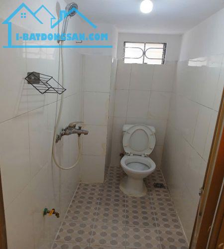 Cần cho thuê phòng rộng (24m2) khép kín khu B ĐH Mỏ Địa Chất - 4