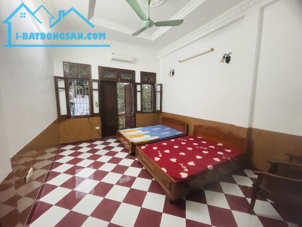 Ô TÔ ĐỖ CỬA VÀO NHÀ, 2 MẶT NGÕ TRƯỚC SAU – 4 tầng Hồng Hà 62m MT4m chỉ 12.9 tỷ - ĐẤT VUÔNG - 2