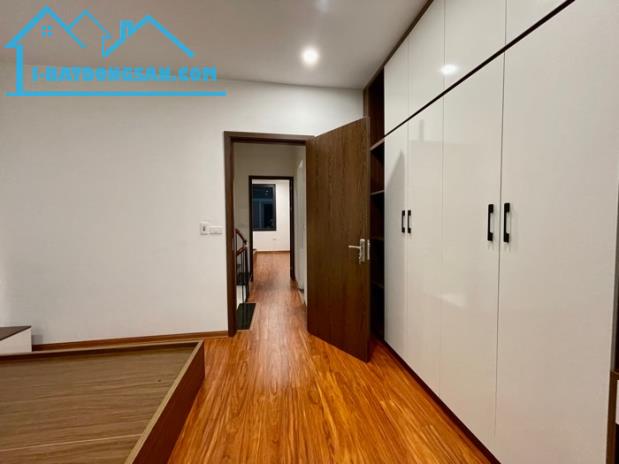 Bán nhà Phạm Văn Đồng, 76m2, phân lô, ô tô, nội thất chủ tặng,  nhỉnh 7tỷ. - 2