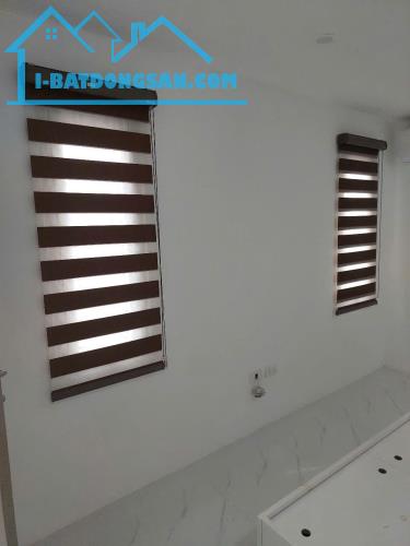 Cho thuê căn hộ Tập thể tầng 2 đầu Phố Kim Đồng 70m2, 2 ngủ, Full đồ chỉ 10 Triệu - 1