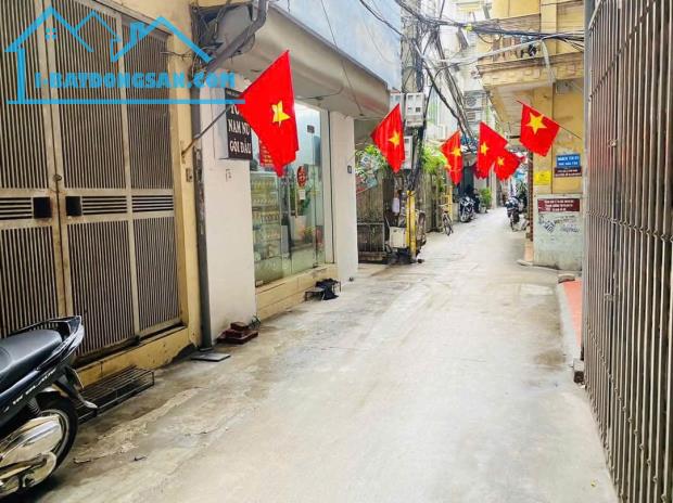 LÁNG HẠ - LÔ GÓC 2 THOÁNG - NGÕ THÔNG KINH DOANH - GẦN PHỐ - Ô TÔ ĐỖ CỬA - 55M² HƠN 12 TỈ