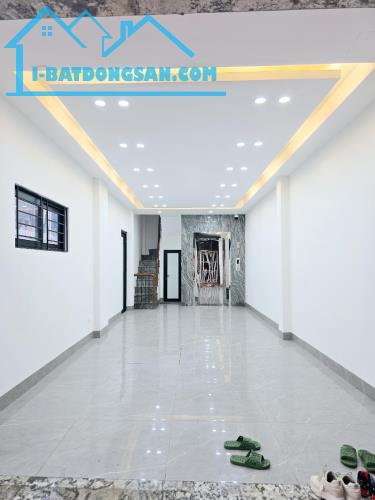 LÔ GÓC 2 MẶT THOÁNG - 6 TẦNG THANG MÁY - NGÕ Ô TÔ - 41M² - GIÁ 9.99 TỶ
