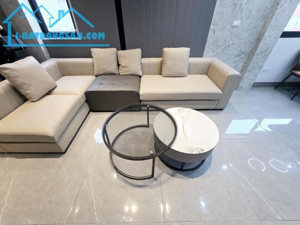 LÔ GÓC 2 MẶT THOÁNG - 6 TẦNG THANG MÁY - NGÕ Ô TÔ - 41M² - GIÁ 9.99 TỶ - 2