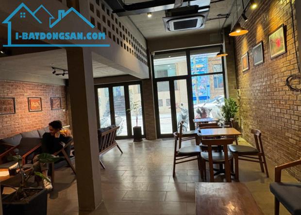 Bán nhà liền kề Lê Văn Lượng,Thanh Xuân,80m2, mặt tiền 6m. Giá tốt - 1