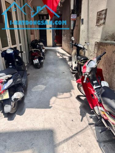 BÁN NHÀ PHỐ ĐỘI CẤN - LÔ GÓC 3 THOÁNG - FULL NỘI THẤT - TIỆN ÍCH ĐỦ