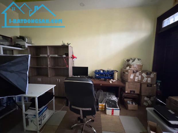 🏡Nhà mặt tiền 3 tầng, vị trí đẹp Tăng Nhơn Phú A, Q 9, ngang lớn 8,2m, DT 218m², chỉ 21 t - 4