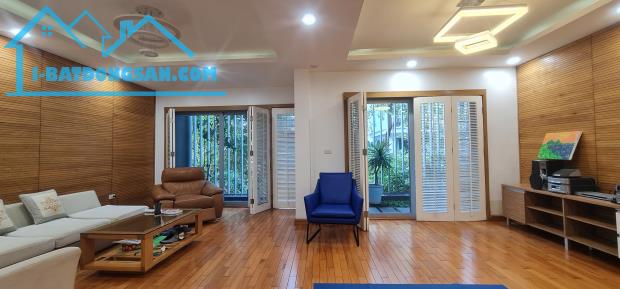 Phân lô Linh Đàm, Đặng Xuân Bẳng - 80m2 - 5 tầng - Mặt Tiền 6M - Ô tô Tránh, Vỉa Hè - 4