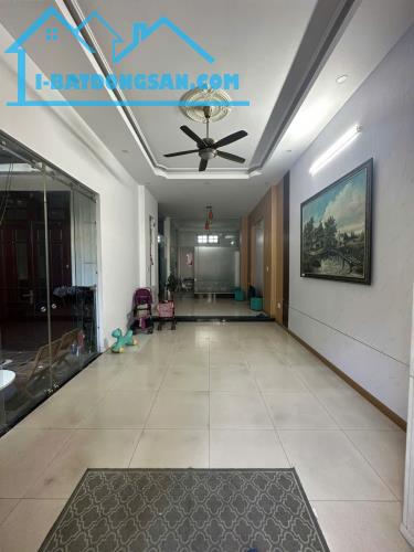 MẶT TIỀN SÂN BAY ĐÀ NẴNG 300m2 sử dụng CHỈ 11 TỶ NHỈNH ĐƯỜNG 6 LÀN XE