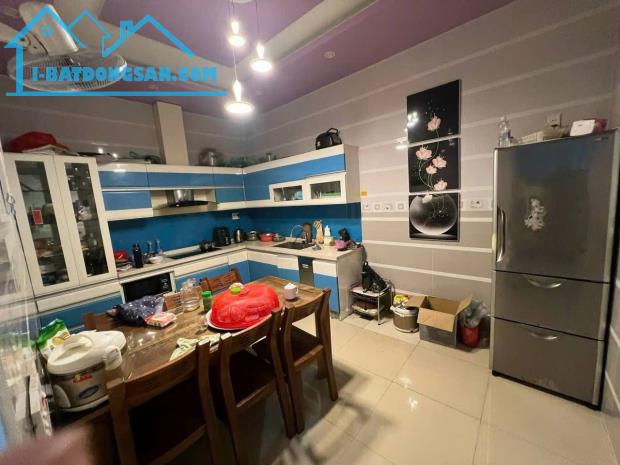 Bán nhà tản viên thượng lý, hồng bàng .2,85tỷ,3 tầng,35m. - 2