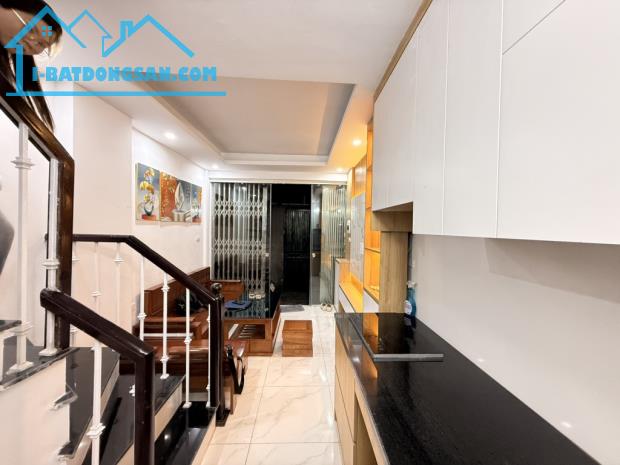 Bán nhà Phan Đình Giót – 22m² 4 tầng – gần trường, bệnh viện, công viên – nhỉnh 4 tỷ